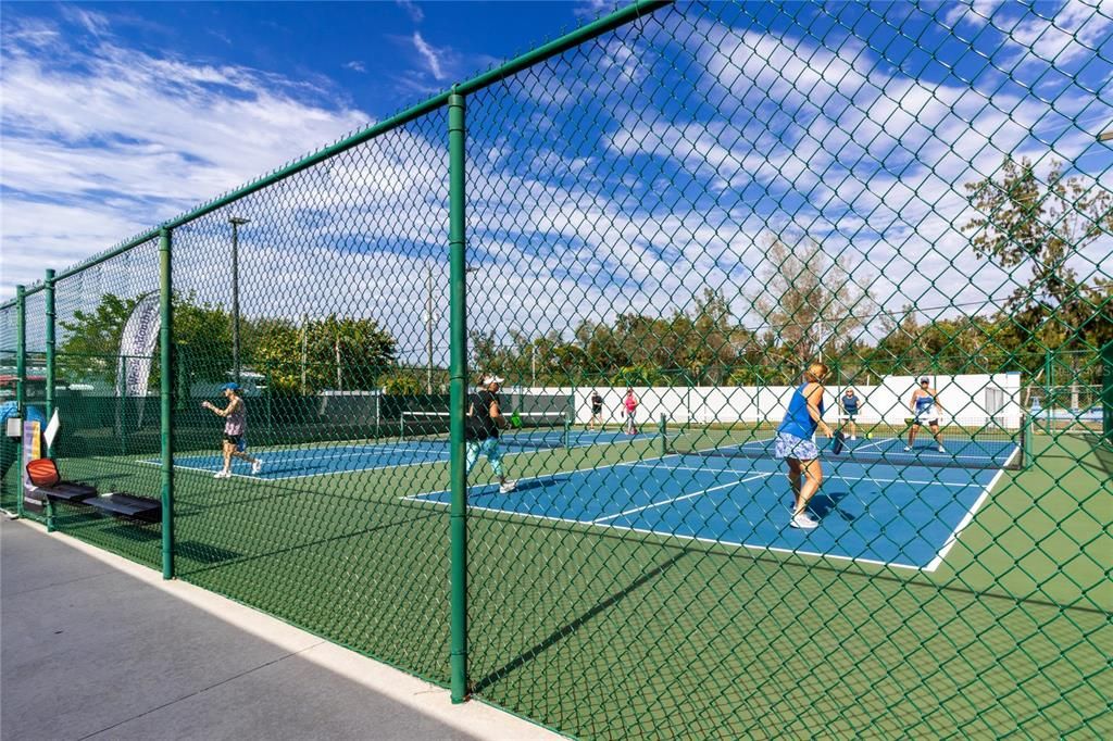 En Venta: $130,000 (0.02 acres)