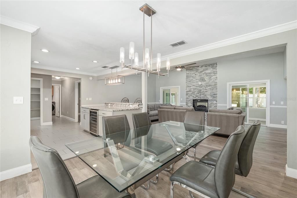 Active With Contract: $424,900 (3 beds, 2 baths, 2036 Square Feet)