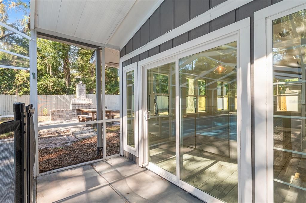 Active With Contract: $424,900 (3 beds, 2 baths, 2036 Square Feet)