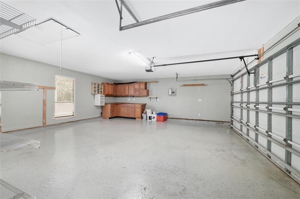 Active With Contract: $424,900 (3 beds, 2 baths, 2036 Square Feet)