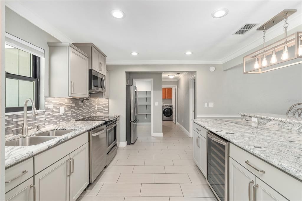 Active With Contract: $424,900 (3 beds, 2 baths, 2036 Square Feet)