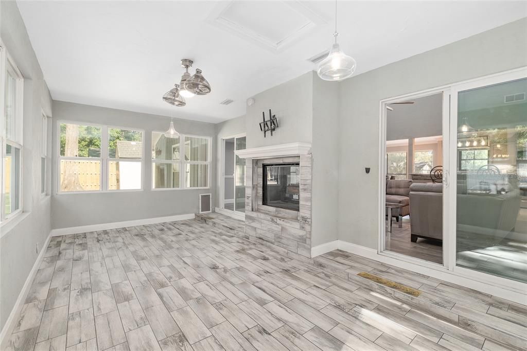 Active With Contract: $424,900 (3 beds, 2 baths, 2036 Square Feet)