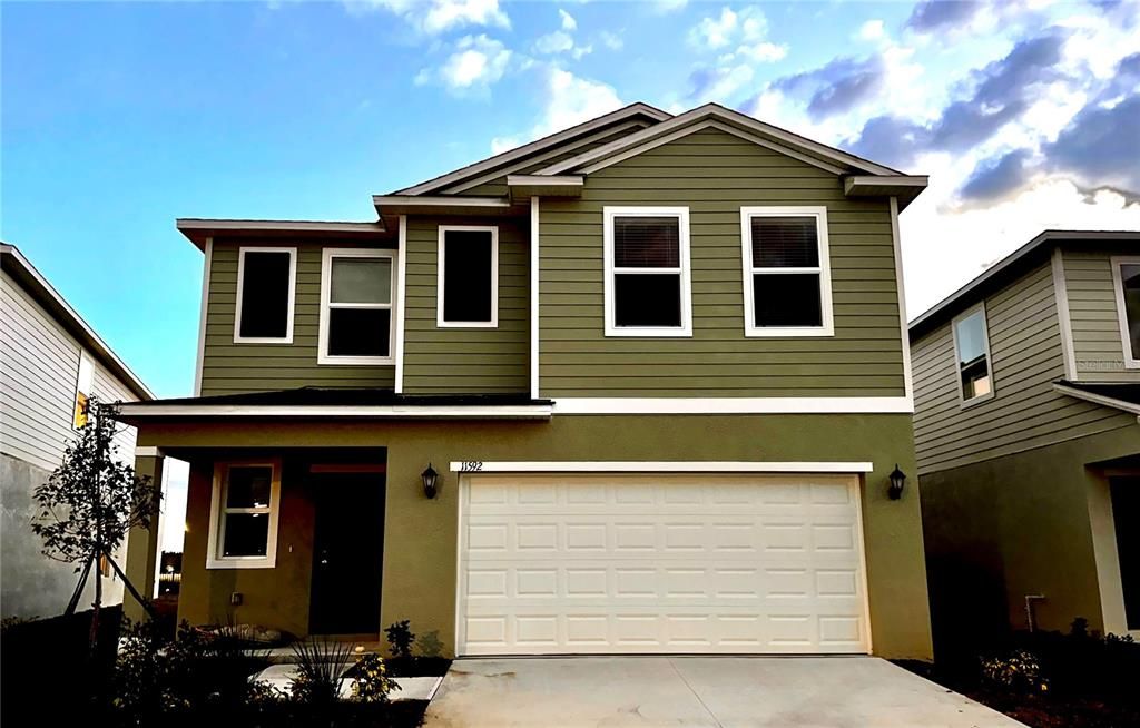 Recently Sold: $329,400 (5 beds, 2 baths, 2112 Square Feet)