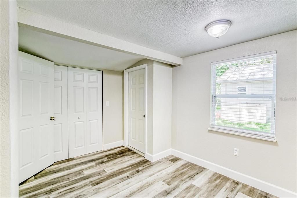 En Venta: $324,900 (4 camas, 1 baños, 982 Pies cuadrados)