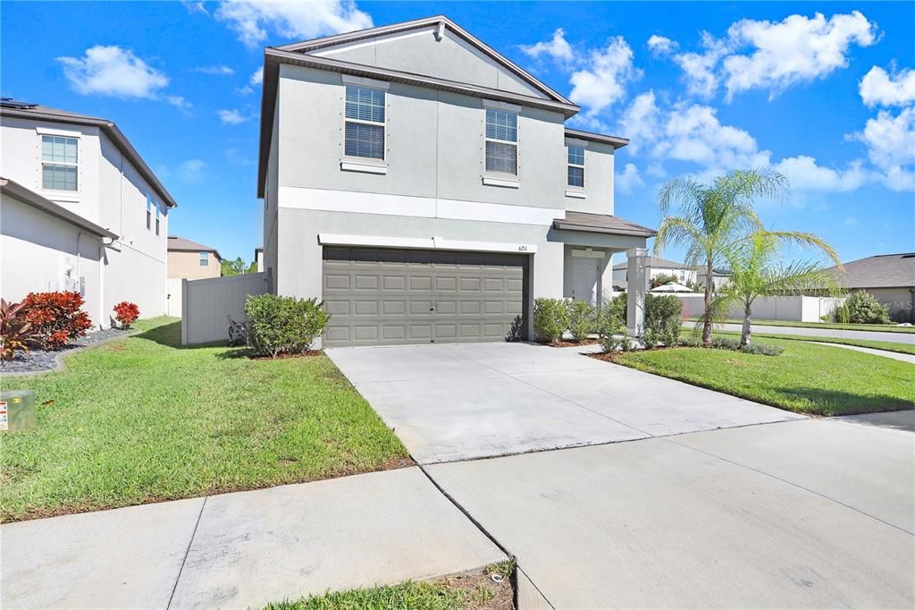 Active With Contract: $375,000 (4 beds, 2 baths, 1870 Square Feet)
