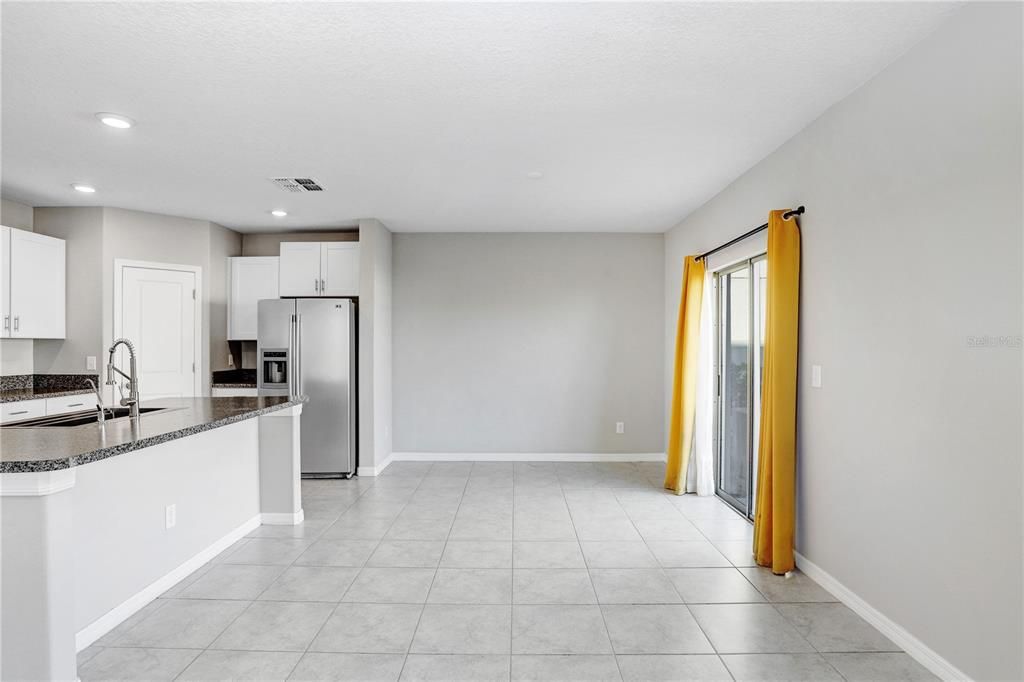 Active With Contract: $375,000 (4 beds, 2 baths, 1870 Square Feet)