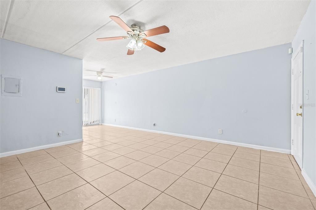 En Venta: $139,999 (2 camas, 1 baños, 832 Pies cuadrados)