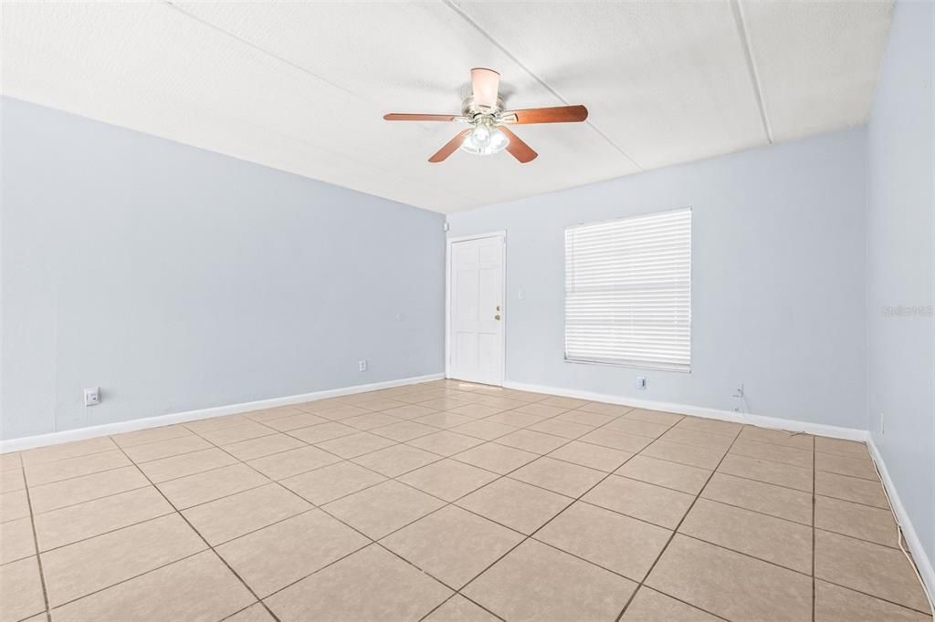 En Venta: $139,999 (2 camas, 1 baños, 832 Pies cuadrados)