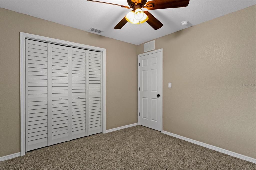 待售: $208,000 (3 贝兹, 2 浴室, 1147 平方英尺)