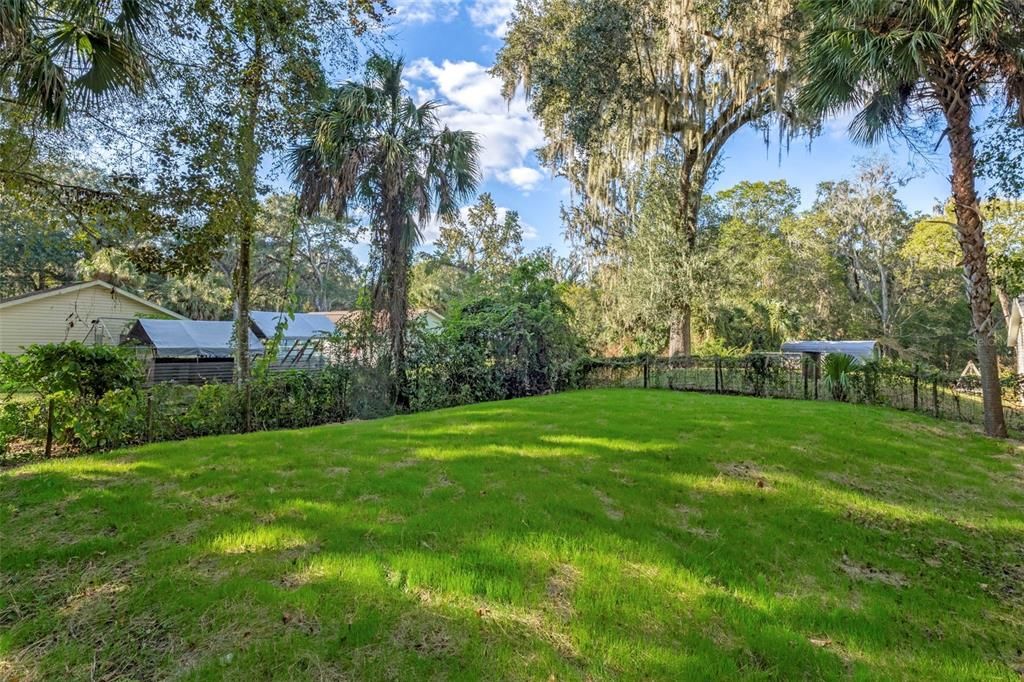 待售: $208,000 (3 贝兹, 2 浴室, 1147 平方英尺)