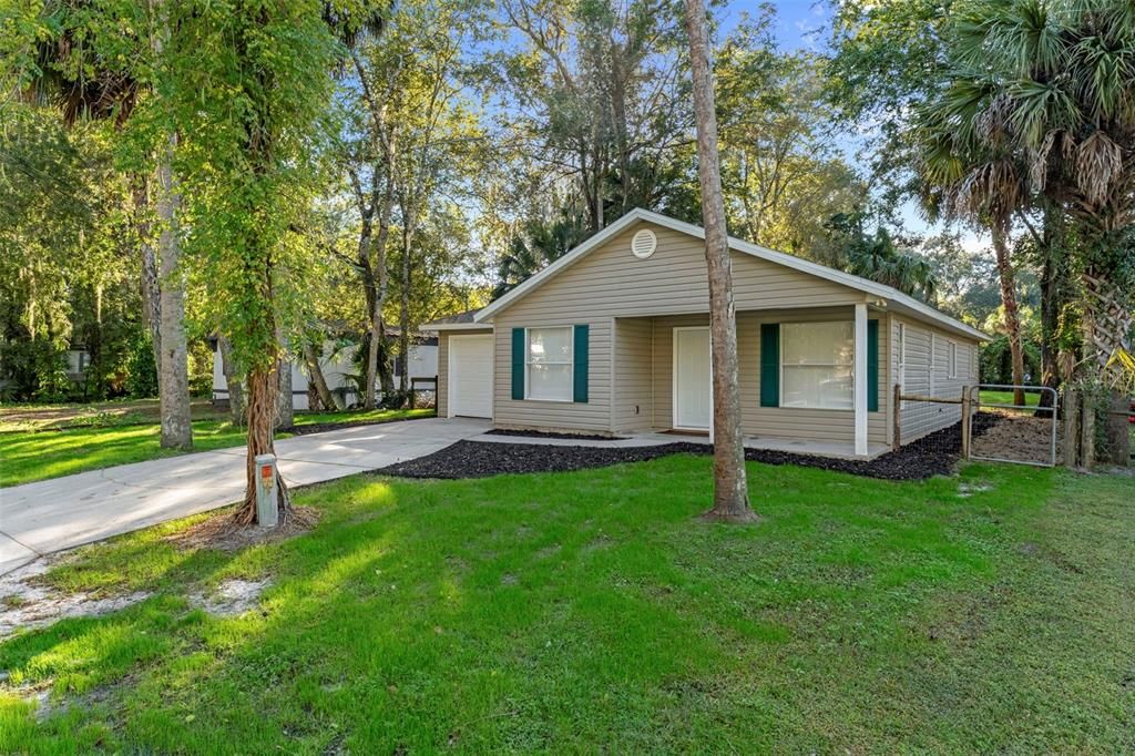 待售: $208,000 (3 贝兹, 2 浴室, 1147 平方英尺)