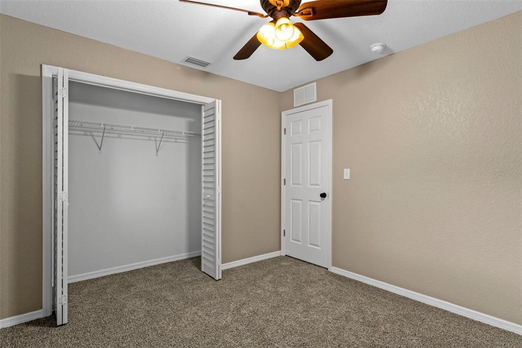 待售: $208,000 (3 贝兹, 2 浴室, 1147 平方英尺)