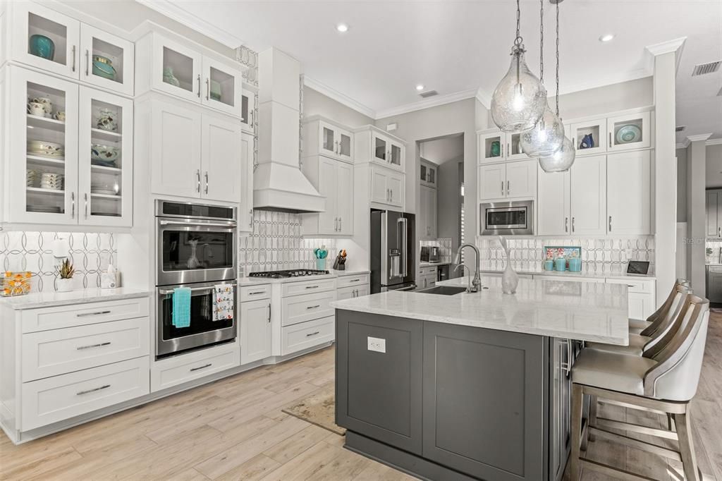 En Venta: $1,950,000 (3 camas, 3 baños, 3058 Pies cuadrados)