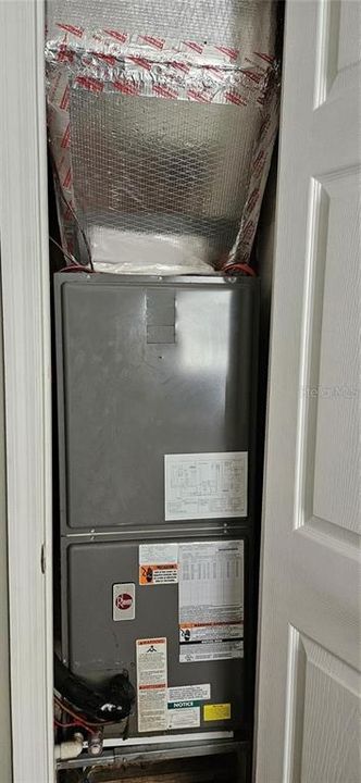 На продажу: $134,500 (2 спален, 1 ванн, 925 Квадратных фут)