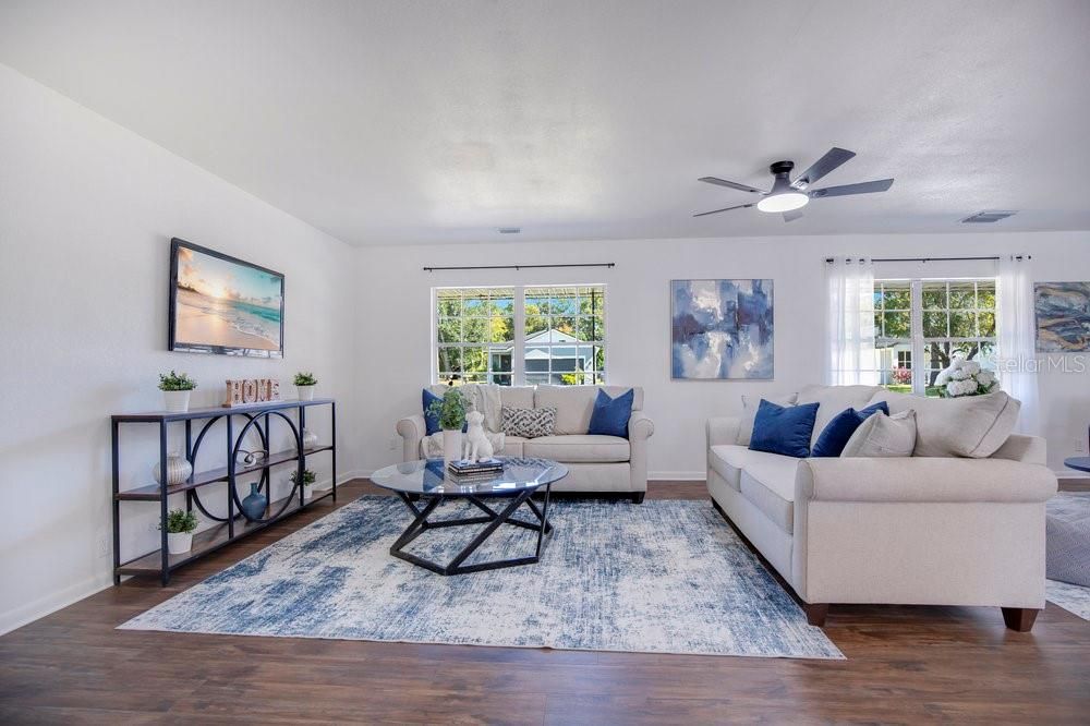 Active With Contract: $369,900 (3 beds, 2 baths, 2197 Square Feet)