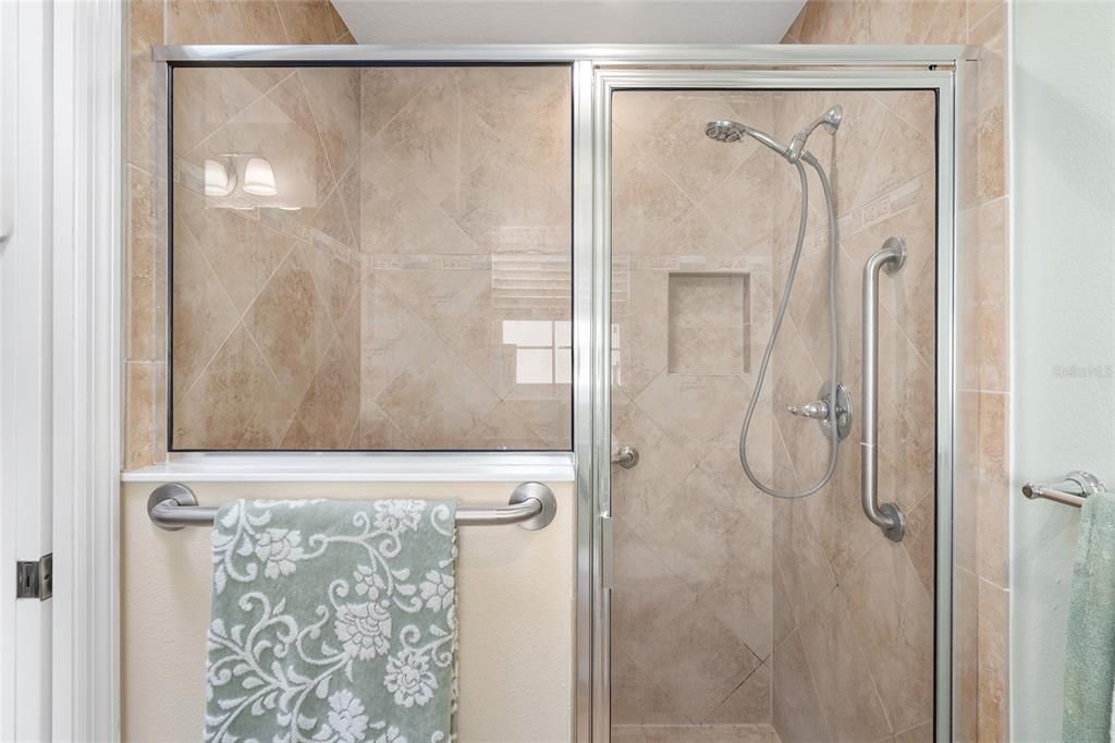 На продажу: $489,000 (3 спален, 2 ванн, 1876 Квадратных фут)