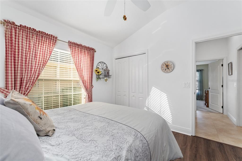 На продажу: $489,000 (3 спален, 2 ванн, 1876 Квадратных фут)