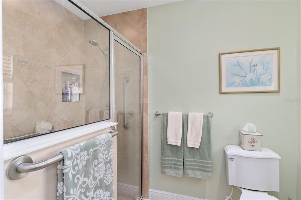 На продажу: $489,000 (3 спален, 2 ванн, 1876 Квадратных фут)