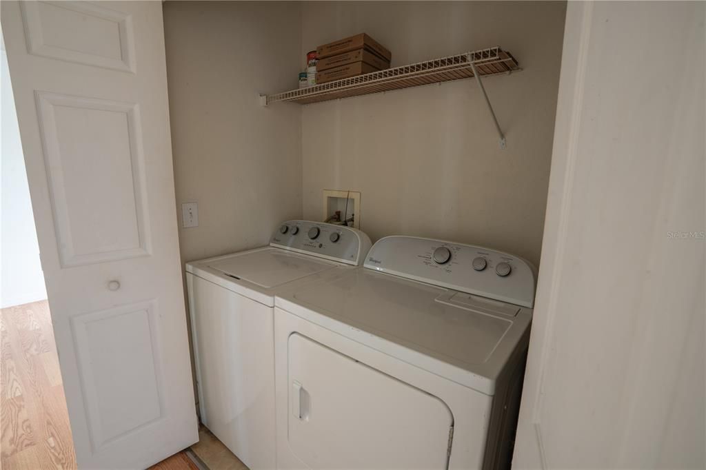 For Rent: $1,900 (2 beds, 2 baths, 1255 Square Feet)