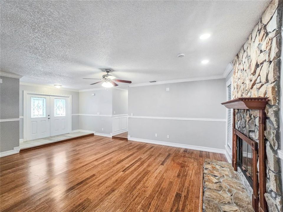 En Renta: $1,810 (3 camas, 2 baños, 1359 Pies cuadrados)