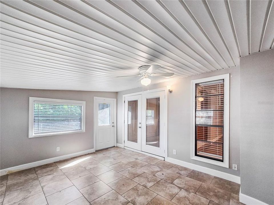 En Renta: $1,810 (3 camas, 2 baños, 1359 Pies cuadrados)