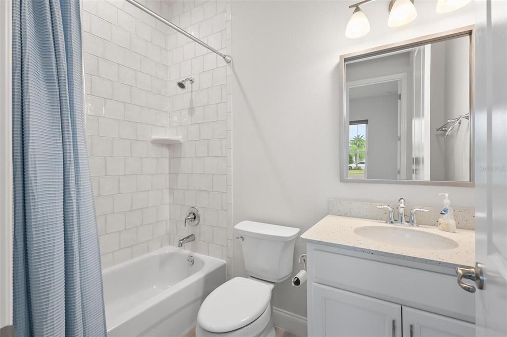 В аренду: $3,600 (3 спален, 3 ванн, 1845 Квадратных фут)