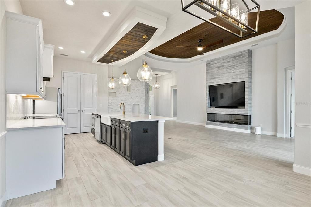 В аренду: $3,600 (3 спален, 3 ванн, 1845 Квадратных фут)