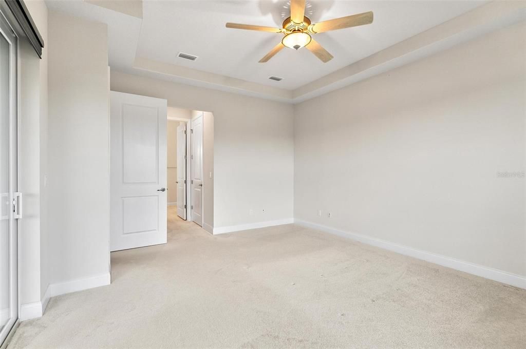 В аренду: $3,600 (3 спален, 3 ванн, 1845 Квадратных фут)