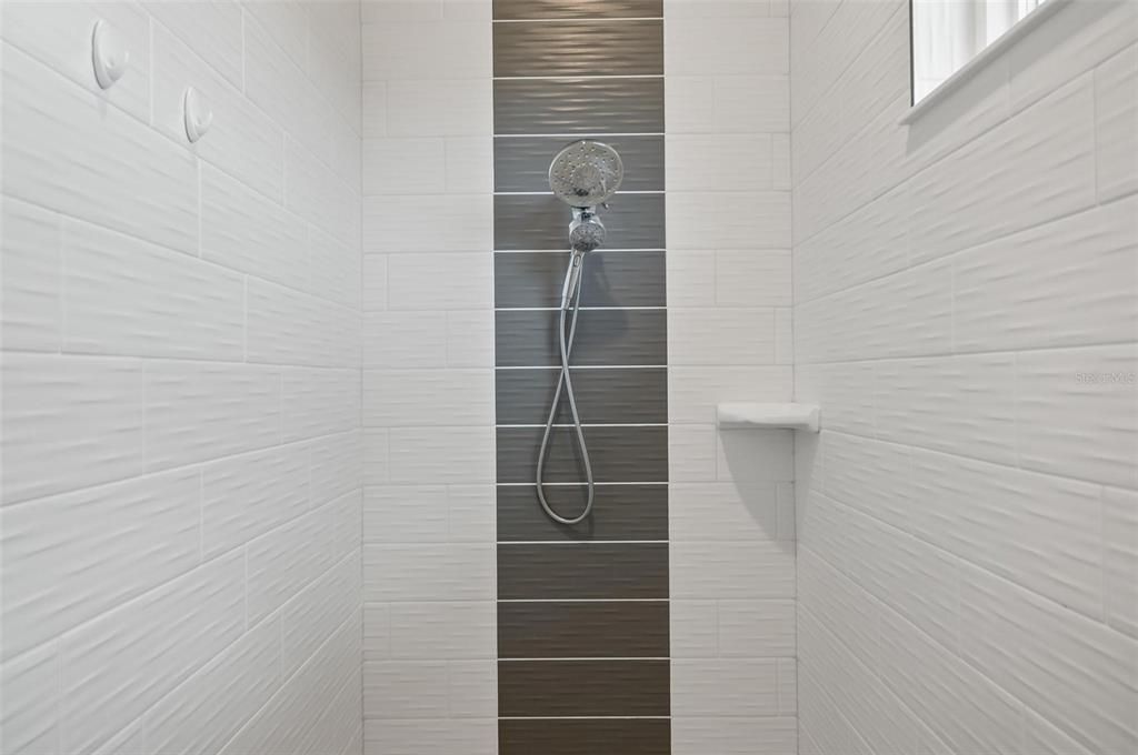 В аренду: $3,600 (3 спален, 3 ванн, 1845 Квадратных фут)