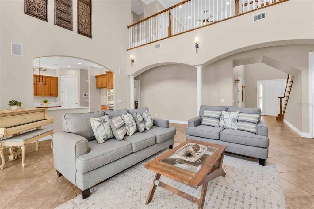 For Sale: $1,100,000 (5 beds, 4 baths, 5761 Square Feet)