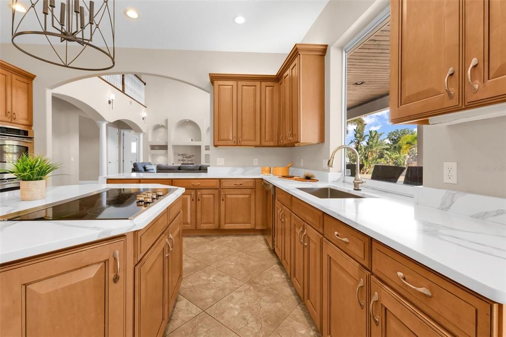 For Sale: $1,100,000 (5 beds, 4 baths, 5761 Square Feet)