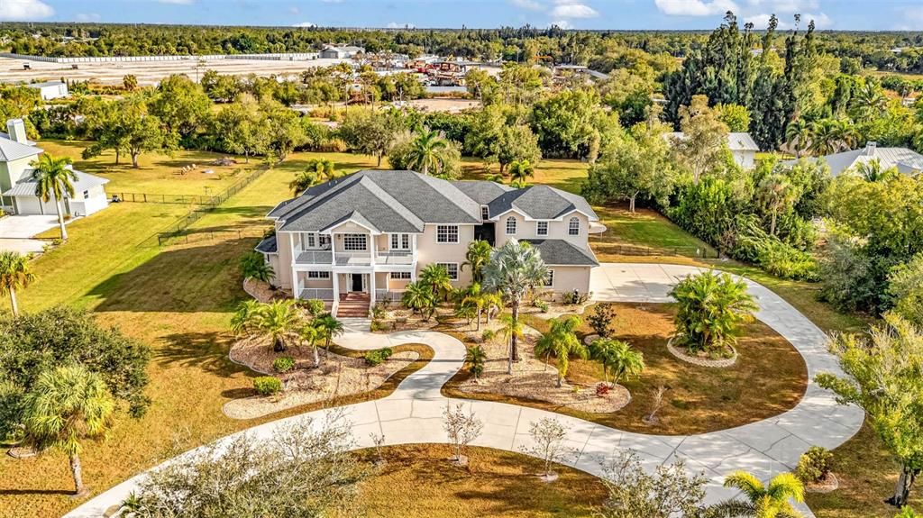 For Sale: $1,100,000 (5 beds, 4 baths, 5761 Square Feet)