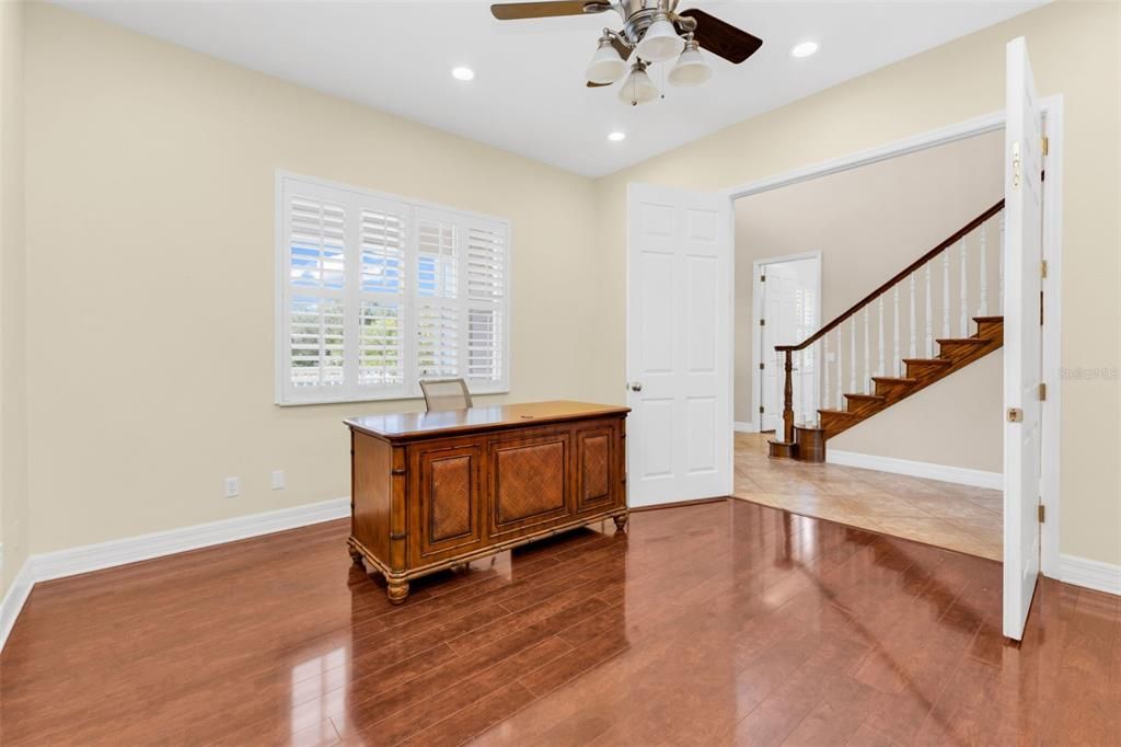 For Sale: $1,100,000 (5 beds, 4 baths, 5761 Square Feet)