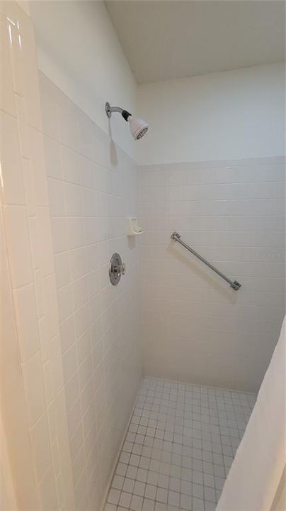 待售: $140,000 (2 贝兹, 2 浴室, 1151 平方英尺)