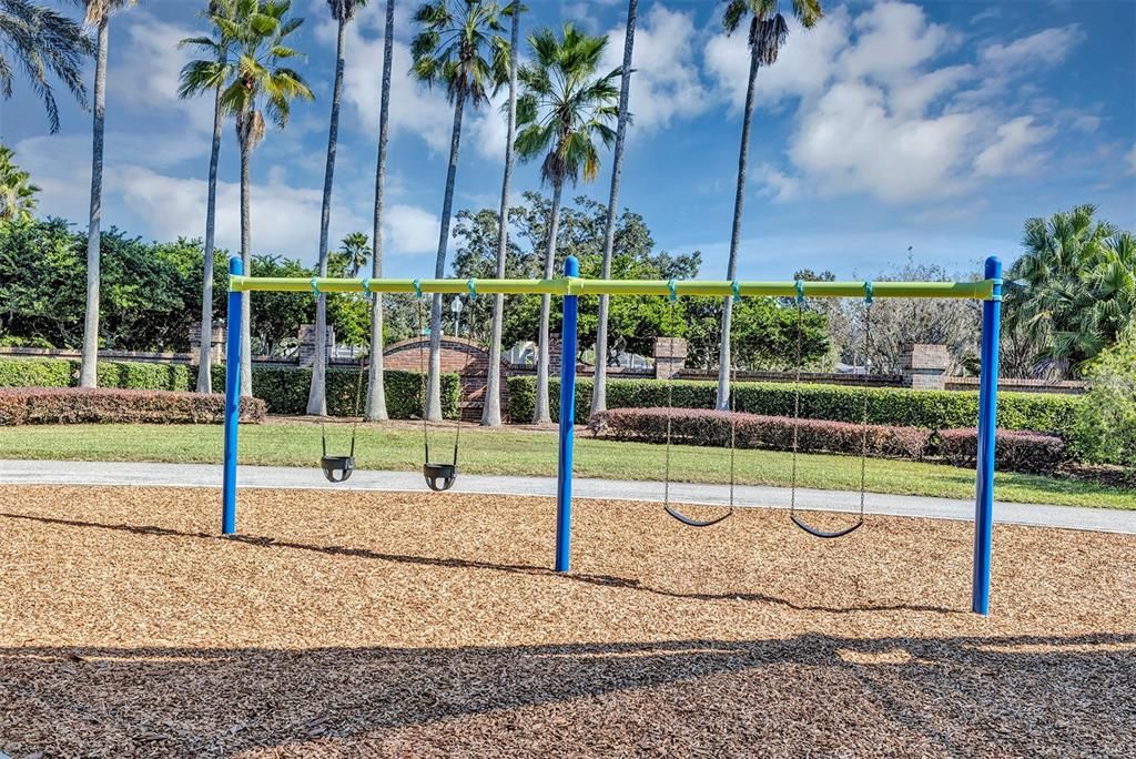 Activo con contrato: $519,000 (3 camas, 2 baños, 1762 Pies cuadrados)