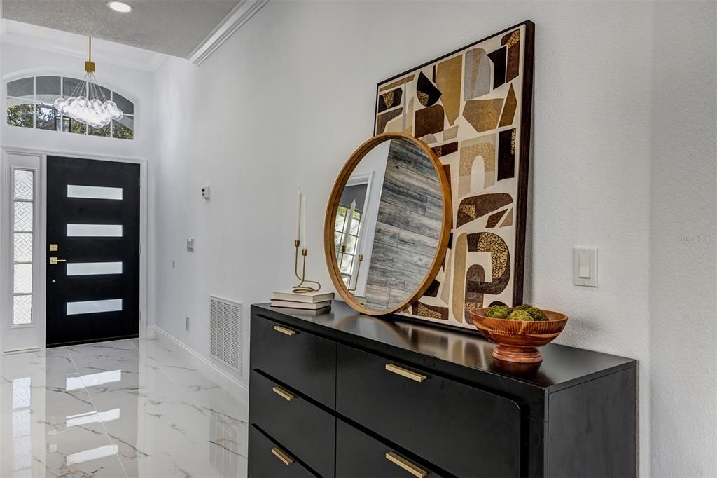 Activo con contrato: $519,000 (3 camas, 2 baños, 1762 Pies cuadrados)