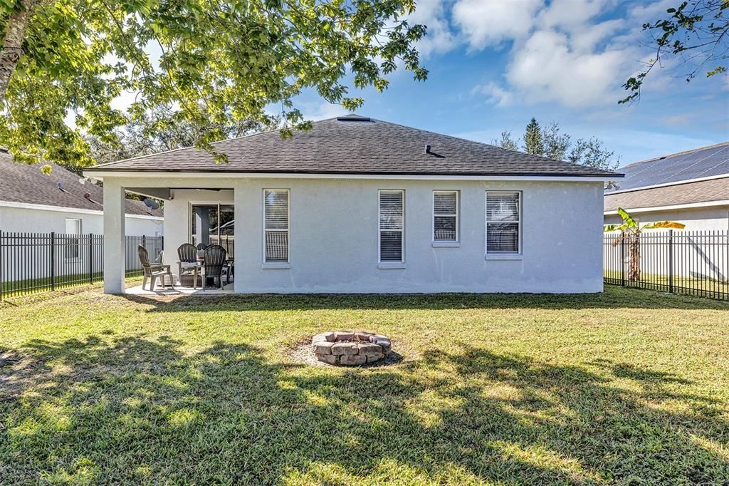 Activo con contrato: $519,000 (3 camas, 2 baños, 1762 Pies cuadrados)