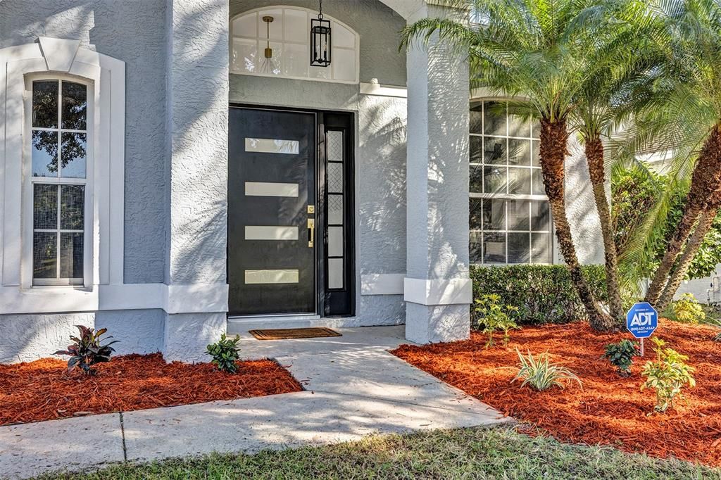 Activo con contrato: $519,000 (3 camas, 2 baños, 1762 Pies cuadrados)