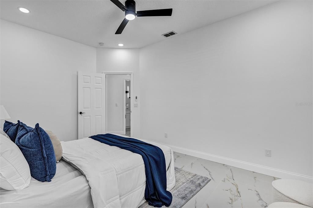 Activo con contrato: $519,000 (3 camas, 2 baños, 1762 Pies cuadrados)