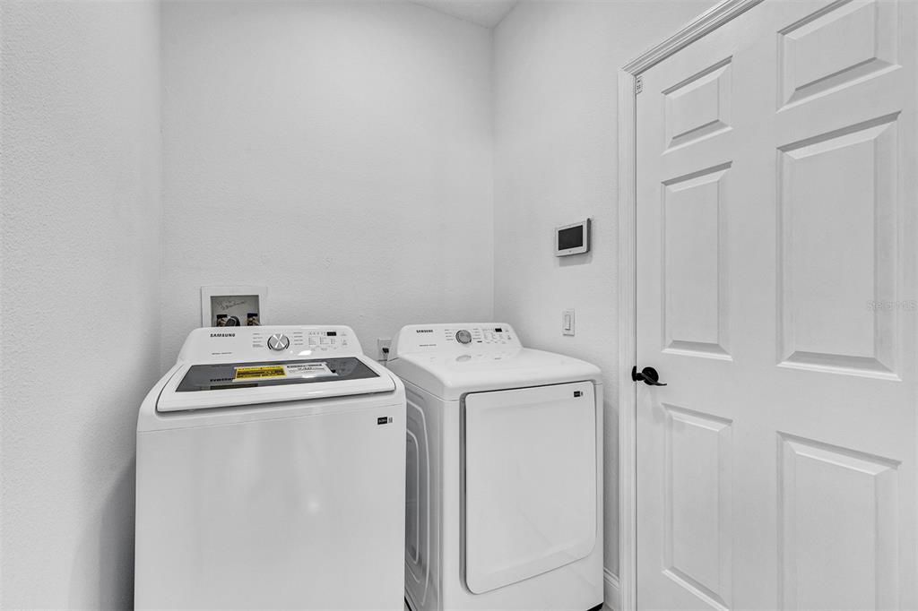 Activo con contrato: $519,000 (3 camas, 2 baños, 1762 Pies cuadrados)