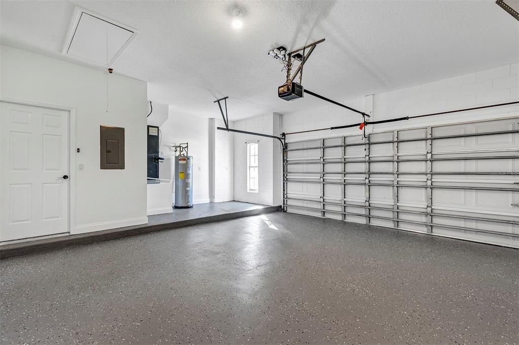 Activo con contrato: $519,000 (3 camas, 2 baños, 1762 Pies cuadrados)