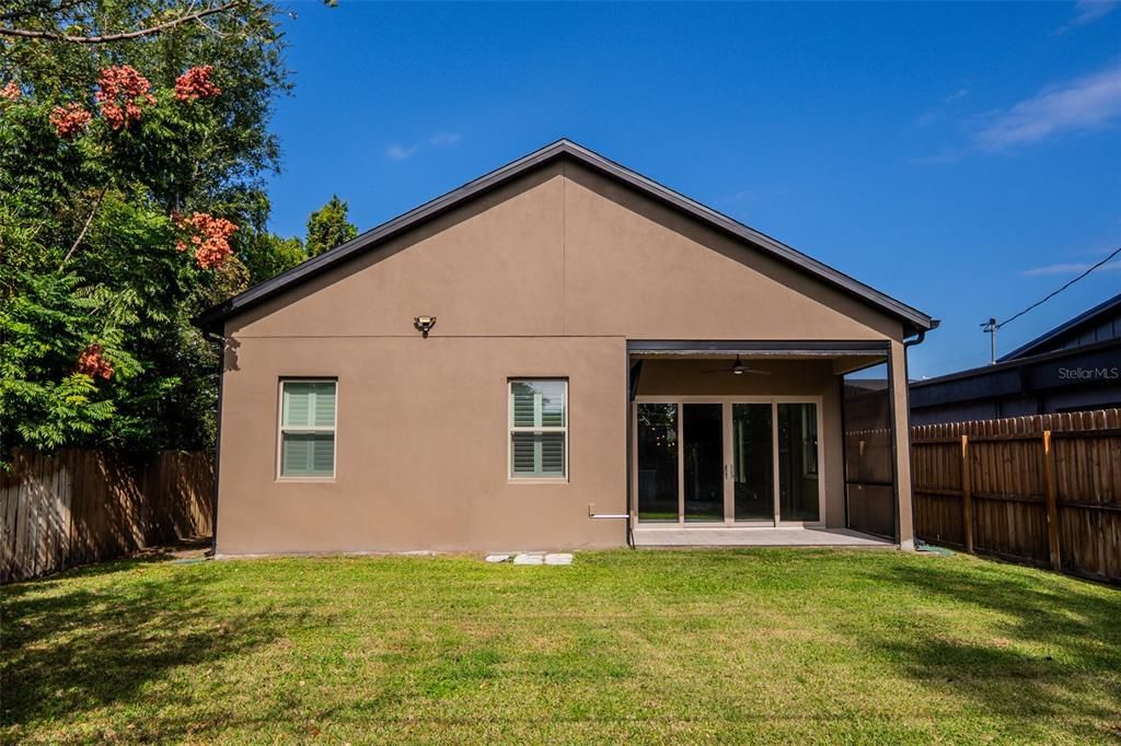 En Venta: $654,900 (3 camas, 2 baños, 2145 Pies cuadrados)