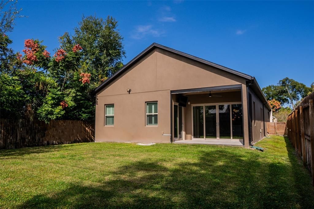 En Venta: $654,900 (3 camas, 2 baños, 2145 Pies cuadrados)