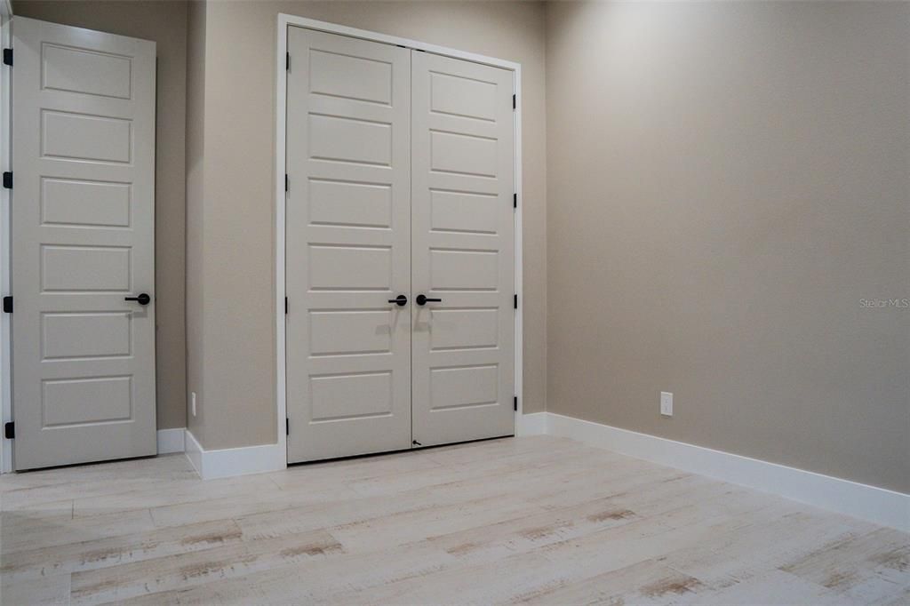 На продажу: $654,900 (3 спален, 2 ванн, 2145 Квадратных фут)