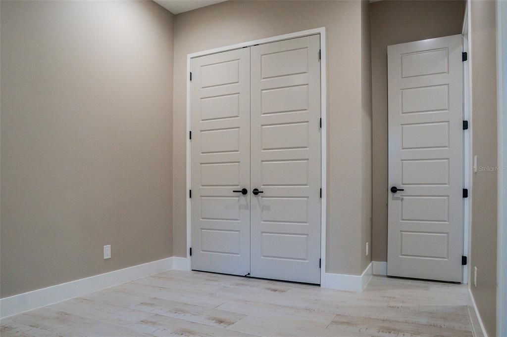 На продажу: $654,900 (3 спален, 2 ванн, 2145 Квадратных фут)