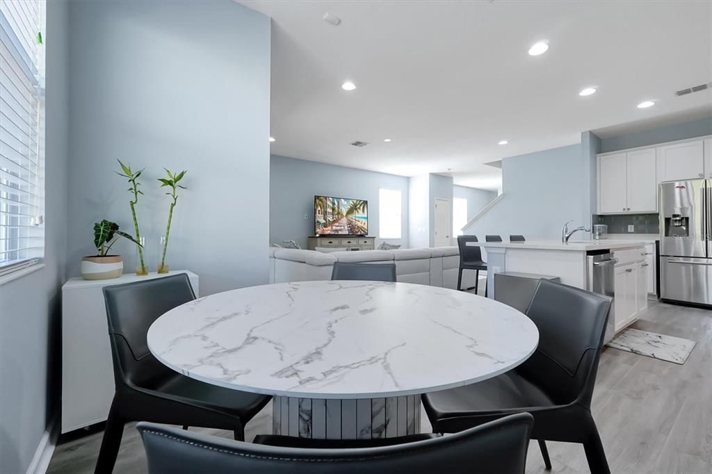 На продажу: $659,000 (5 спален, 3 ванн, 3095 Квадратных фут)