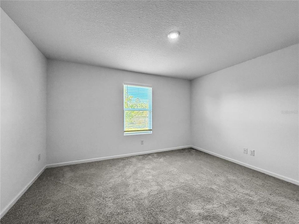 For Rent: $1,815 (3 beds, 2 baths, 1290 Square Feet)