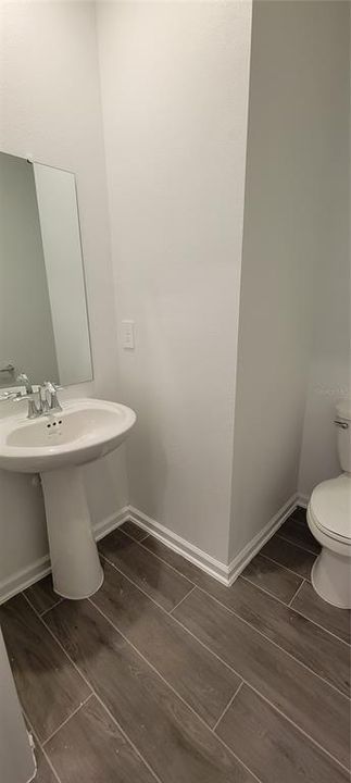 Active With Contract: $2,350 (3 beds, 2 baths, 1782 Square Feet)