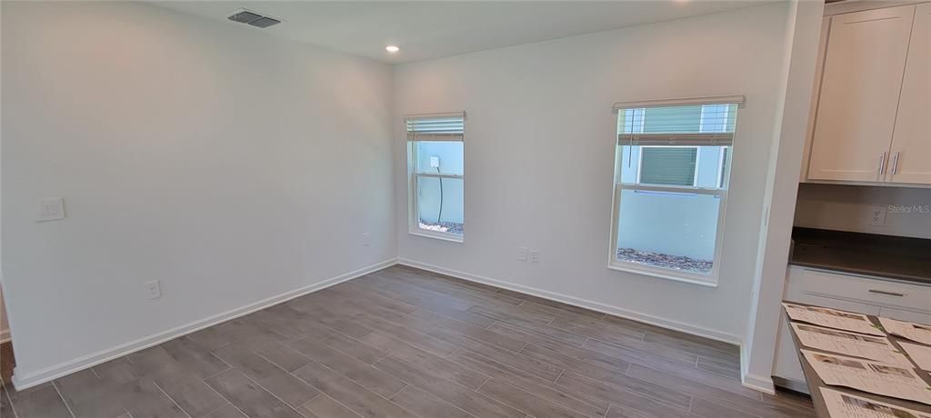 Active With Contract: $2,350 (3 beds, 2 baths, 1782 Square Feet)