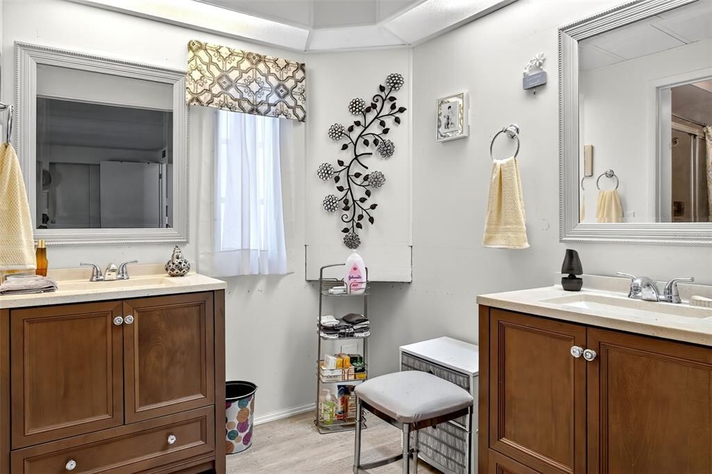 For Sale: $110,000 (2 beds, 2 baths, 1440 Square Feet)